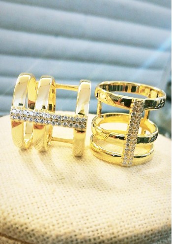 Gold Studded Bar Ring