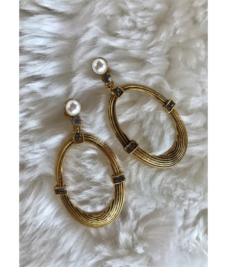 Pearl Gold Hoop