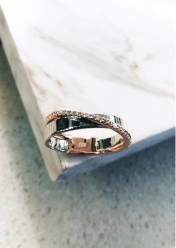Rose Gold Sash Ring