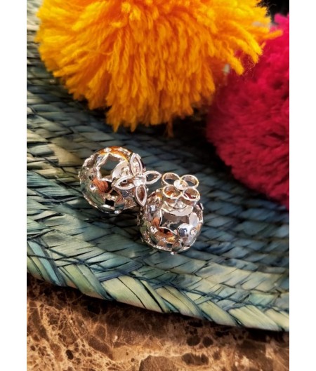 Silver Caved Ball