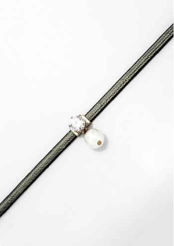 Solitaire Pearl Choker