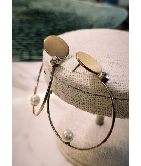 Stud Pearl Hoop