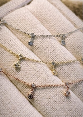 The Delicate Dangley Choker